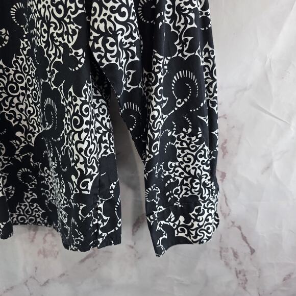 Foxcroft Shirt Womens 10 P Black White Button Up Wrinkle Free Non Iron Popover - Picture 4 of 14